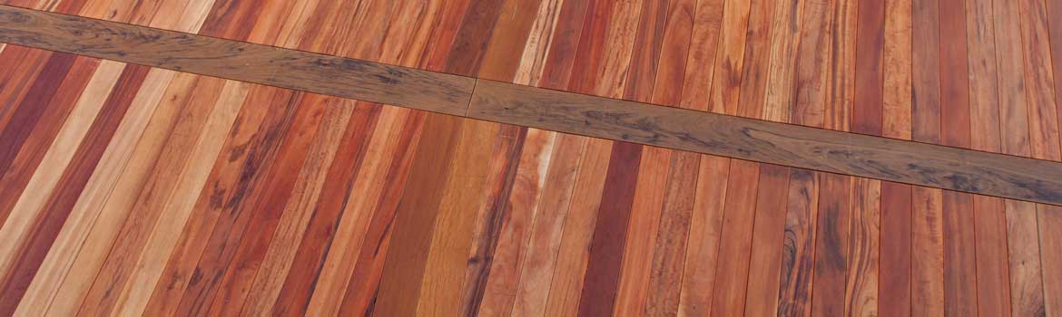 Exotic hardwood deck built with Ipe Clip® edge mount fasteners